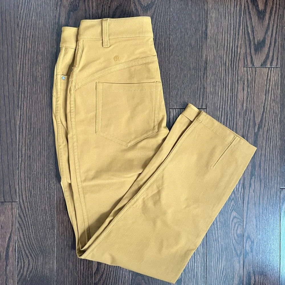 Lululemon City Sleek Pant, Size 6, never worn, *Warpstreme - Picture 1 of 2